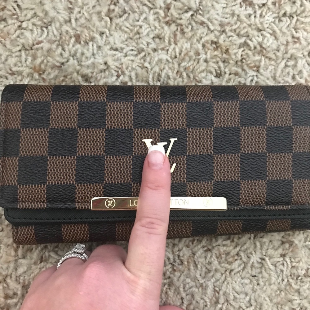 ✨💕Brown Wallet✨💕